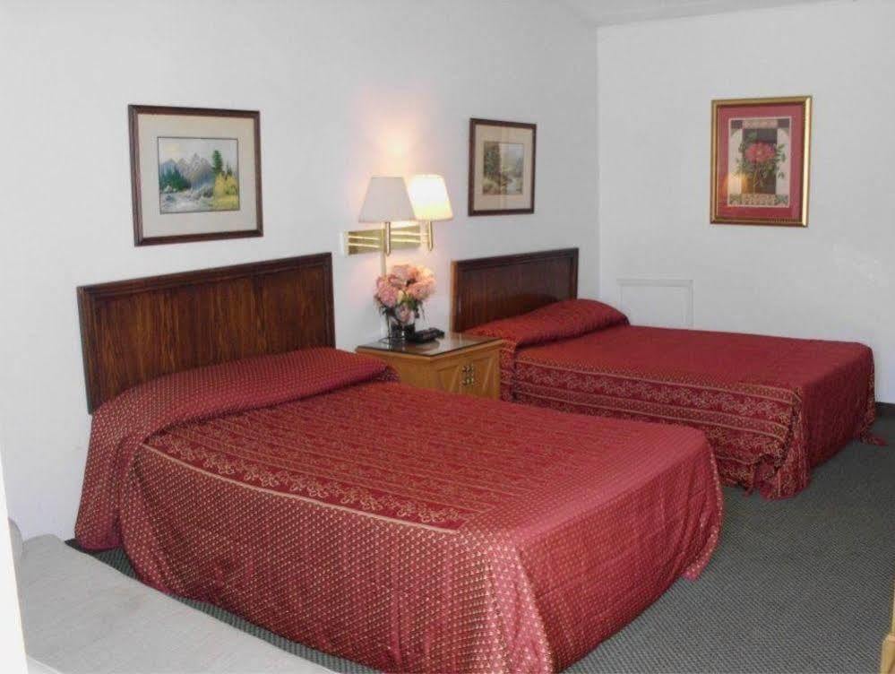 Underwood Motel ภายนอก รูปภาพ